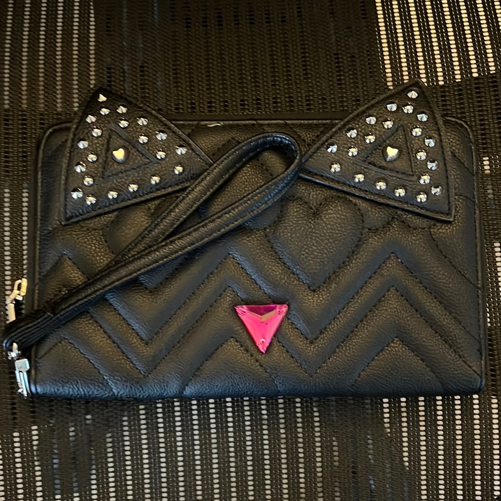 New Betsey Johnson wristlet